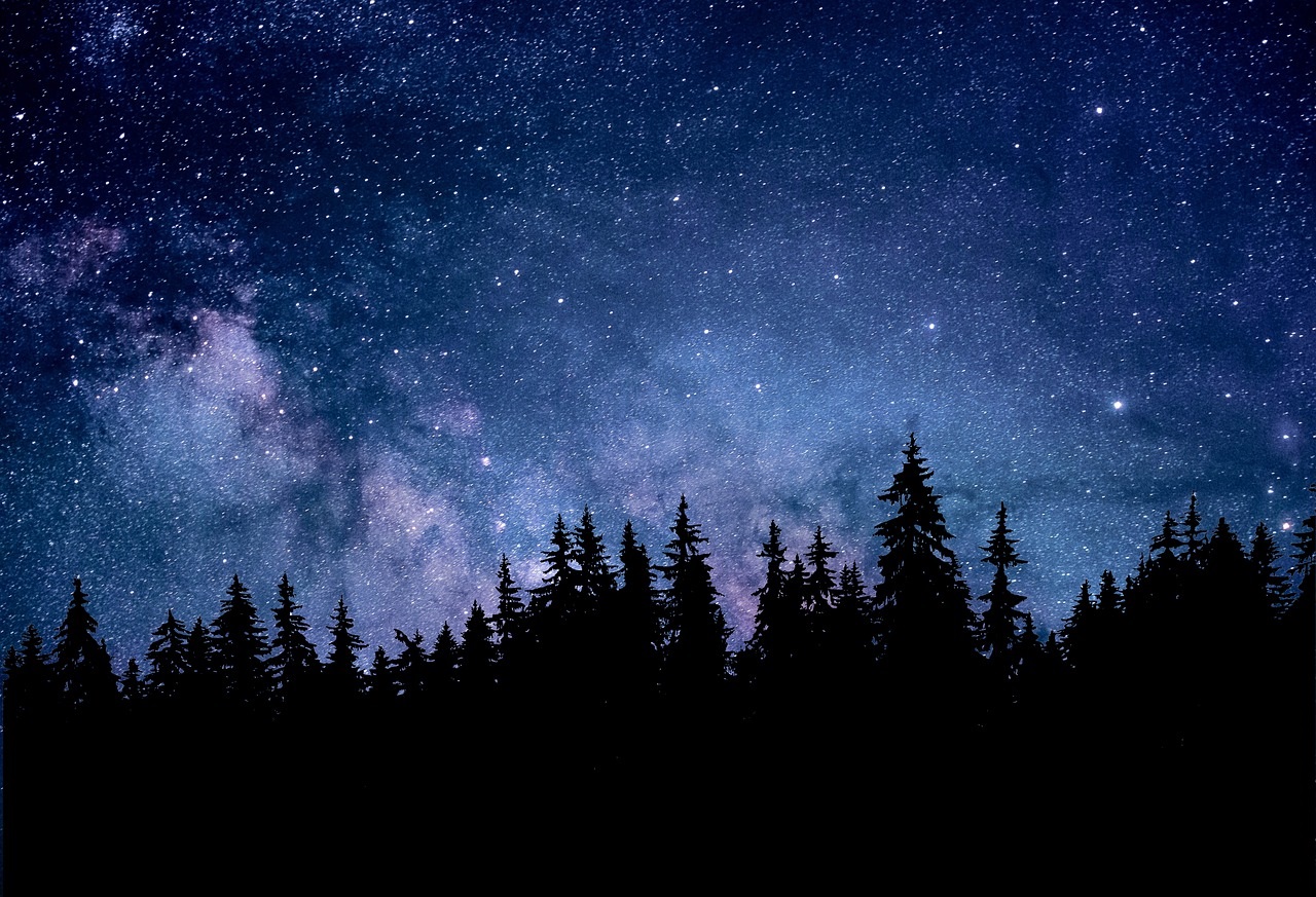Exoplanet atmospheres revealing alien chemistry