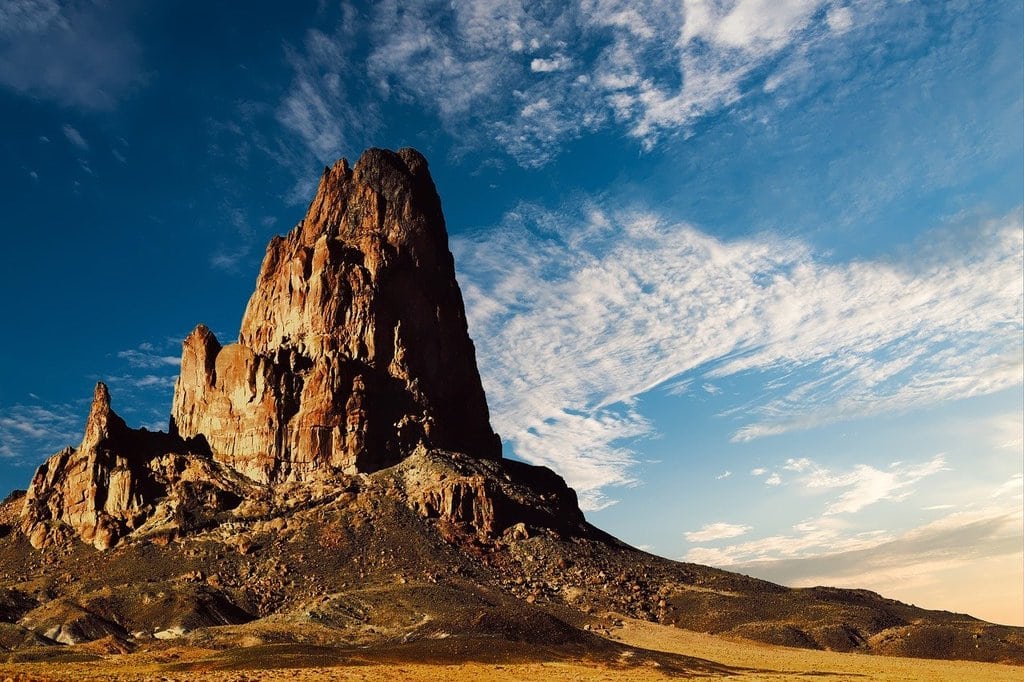 Volcanic signatures predicting seismic upheavals